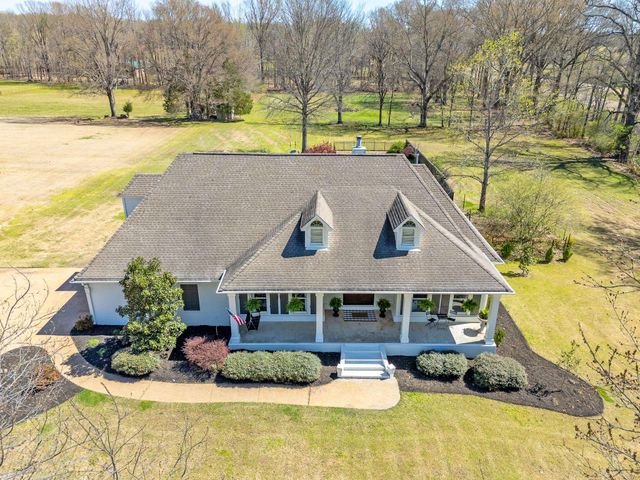 50 HICKORY LAKE DR, Eads, TN 38028