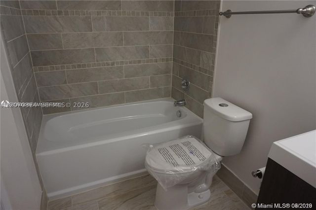 630 S Park Rd 27-3, Hollywood, FL 33021
