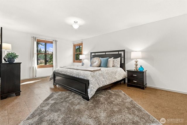 28415 181st Avenue SE, Kent, WA 98042