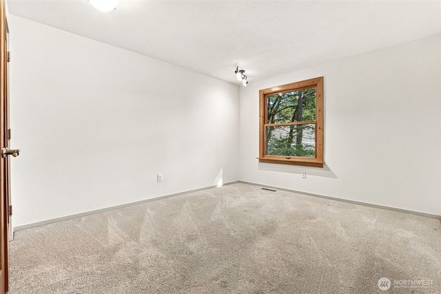 28415 181st Avenue SE, Kent, WA 98042