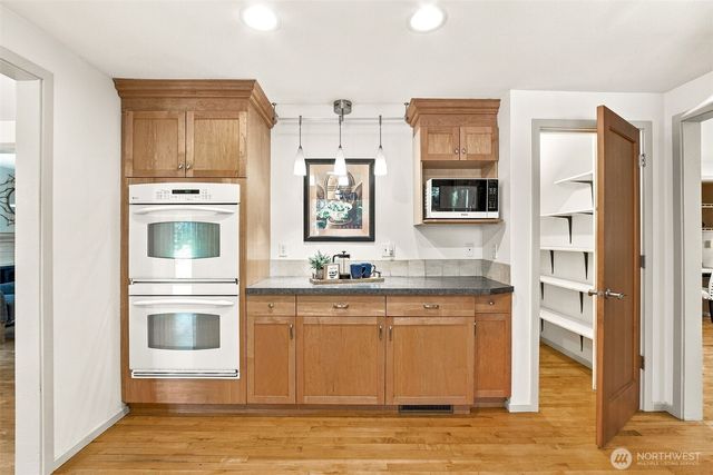 28415 181st Avenue SE, Kent, WA 98042