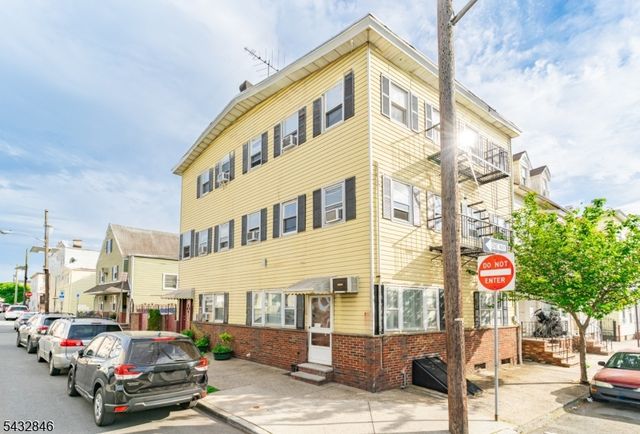 36 Wall St, Newark City, NJ 07105