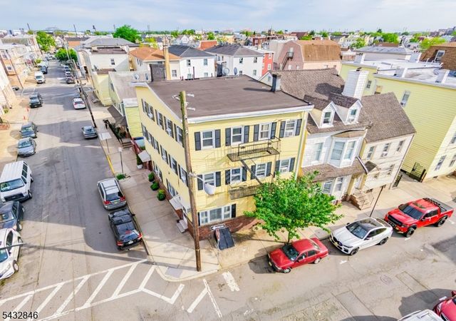 36 Wall St, Newark City, NJ 07105