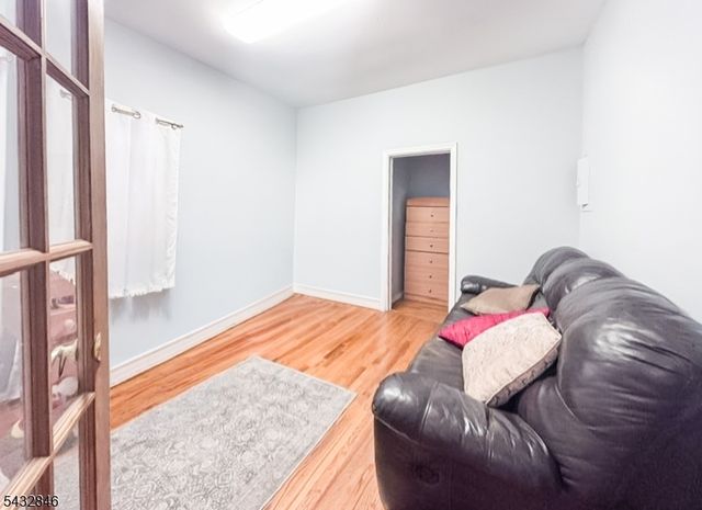 36 Wall St, Newark City, NJ 07105