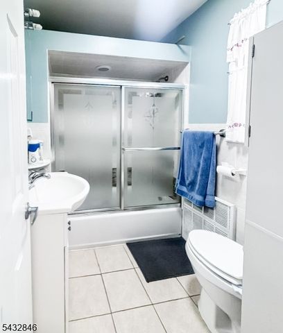 36 Wall St, Newark City, NJ 07105