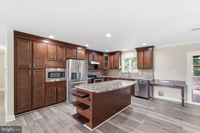 109 CHRISTO REY DR, Clear Brook, VA 22624
