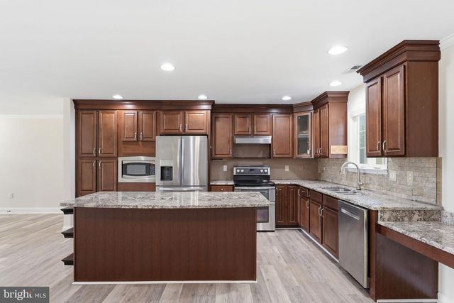 109 CHRISTO REY DR, Clear Brook, VA 22624