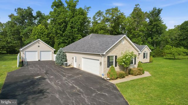 109 CHRISTO REY DR, Clear Brook, VA 22624