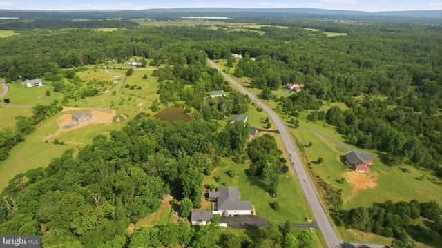 109 CHRISTO REY DR, Clear Brook, VA 22624