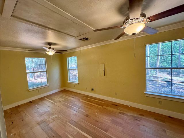 170 Altwood Drive, Coldspring, TX 77331
