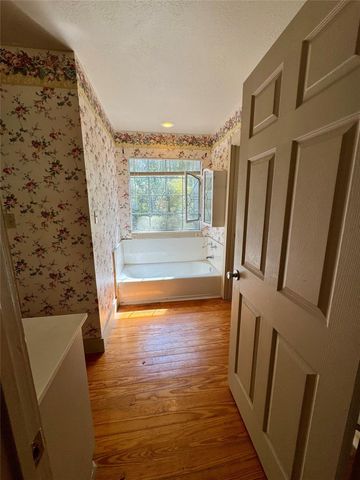 170 Altwood Drive, Coldspring, TX 77331
