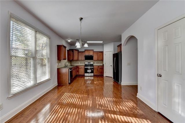 2104 Nelms Pointe Landing, Lawrenceville, GA 30043