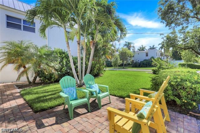 780 10th AVE S 2, Naples, FL 34102