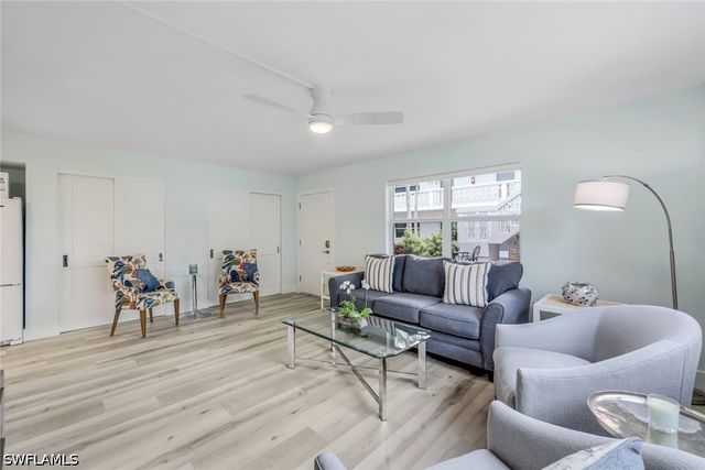 780 10th AVE S 2, Naples, FL 34102