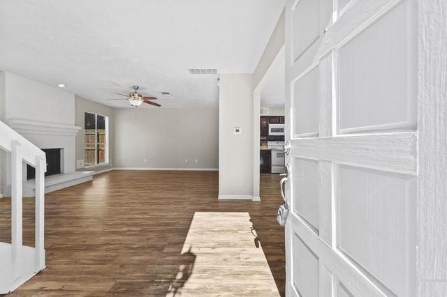 16723 Quiet Trail Drive, Humble, TX 77396