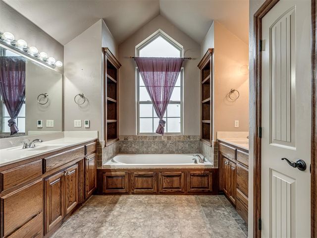 14417 W Cooksey Road, Crescent, OK 73028