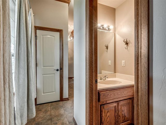 14417 W Cooksey Road, Crescent, OK 73028