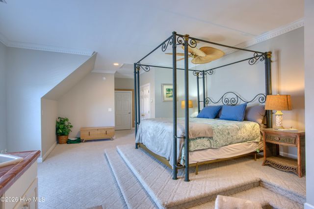 1 Cape Lane, Sneads Ferry, NC 28460