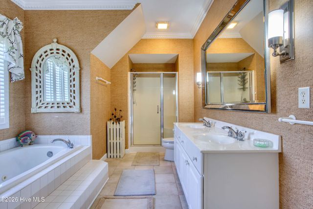 1 Cape Lane, Sneads Ferry, NC 28460