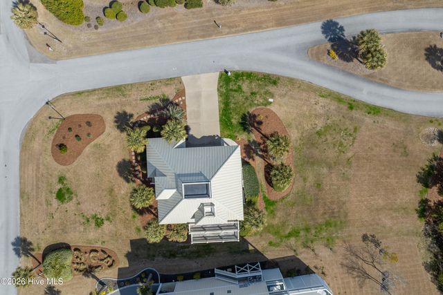 1 Cape Lane, Sneads Ferry, NC 28460