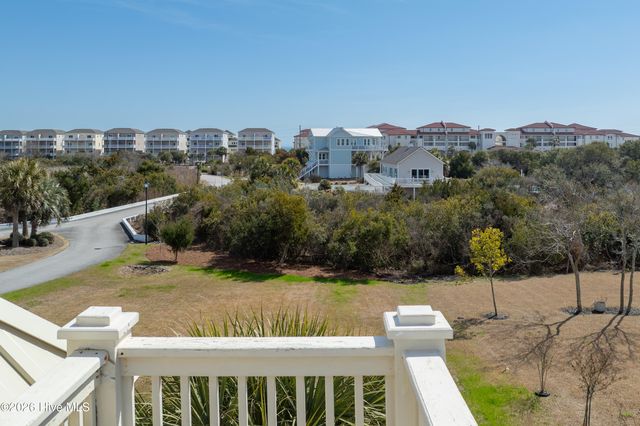 1 Cape Lane, Sneads Ferry, NC 28460