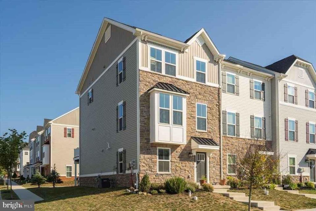 501 QUARRY POINT RD, Malvern, PA 19355