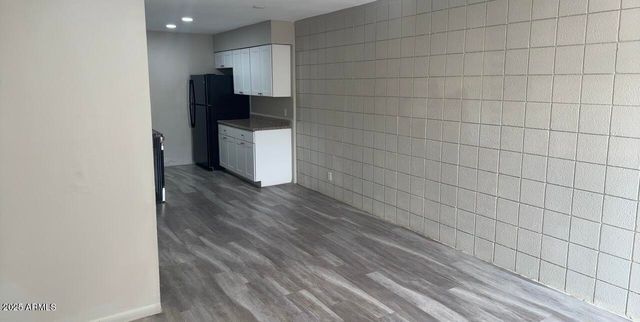 2034 W CACTUS Road C, Phoenix, AZ 85029