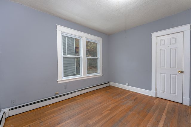 146 Charles Street, Waterbury, CT 06708