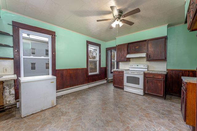 146 Charles Street, Waterbury, CT 06708