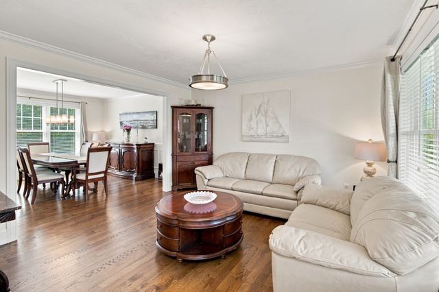 11 Lullaby Lane, Easton, MA 02356