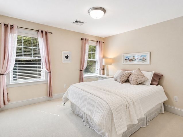 11 Lullaby Lane, Easton, MA 02356