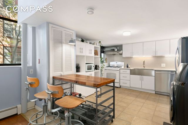 309 E 108th St Apt 2D, New York City, NY 10029