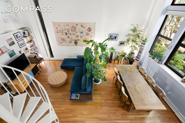 309 E 108th St Apt 2D, New York City, NY 10029