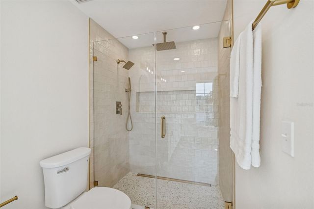 15903 MYSTIC WAY, Tampa, FL 33624