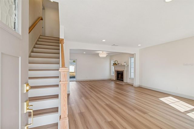 15903 MYSTIC WAY, Tampa, FL 33624