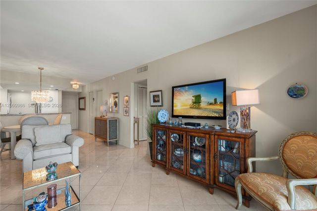 6000 N Ocean Blvd 11C, Lauderdale By The Sea, FL 33308