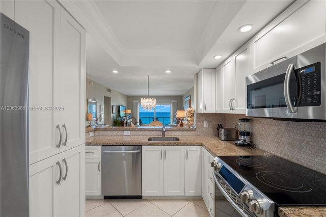 6000 N Ocean Blvd 11C, Lauderdale By The Sea, FL 33308