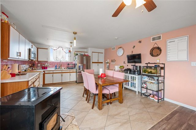 17177 N Mariposa Drive, Dolan Springs, AZ 86441