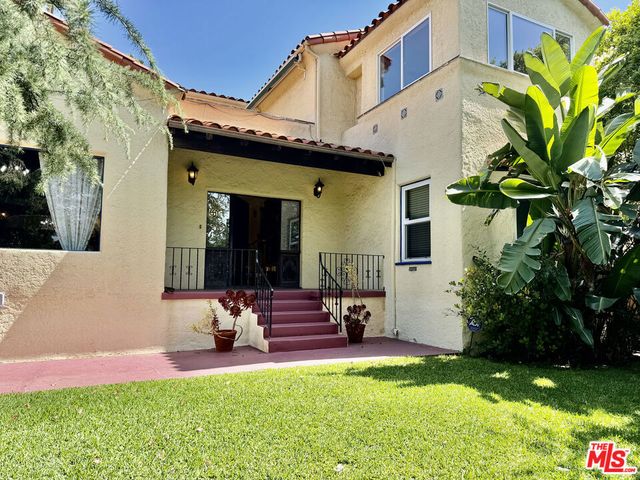1861 W Mountain Street, Glendale, CA 91201