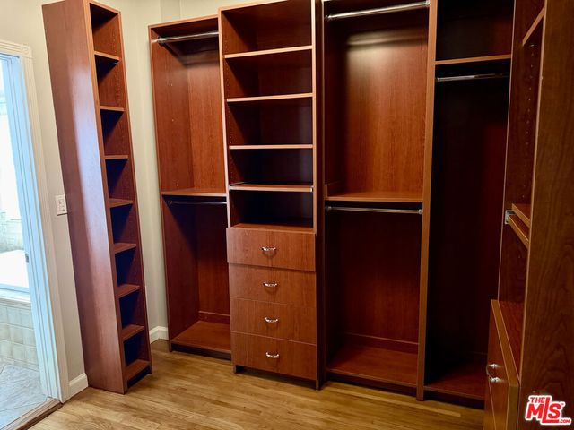 1861 W Mountain Street, Glendale, CA 91201