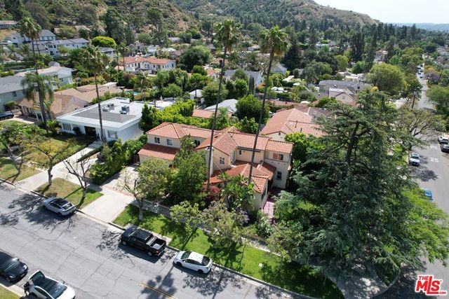 1861 W Mountain Street, Glendale, CA 91201