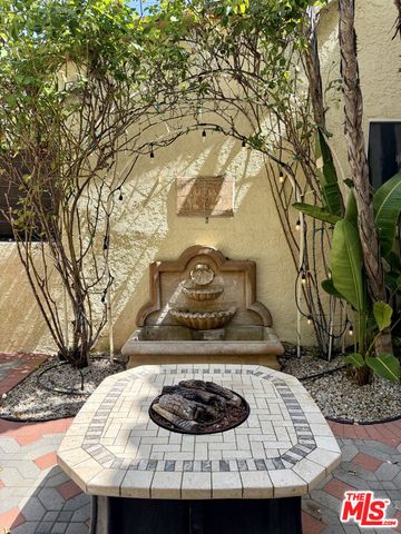 1861 W Mountain Street, Glendale, CA 91201
