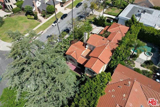 1861 W Mountain Street, Glendale, CA 91201