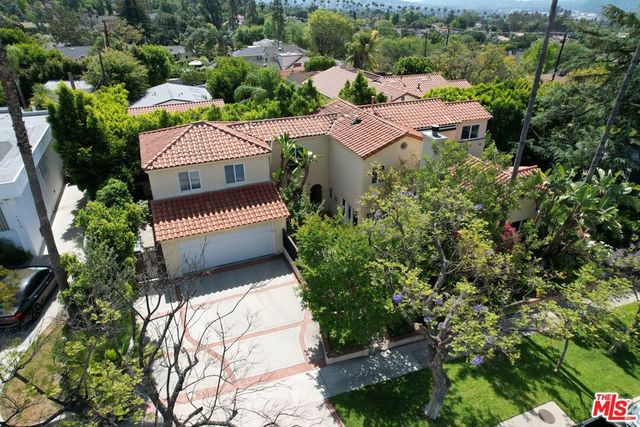 1861 W Mountain Street, Glendale, CA 91201