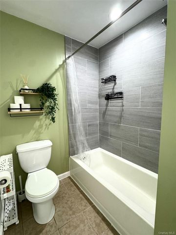 634 Fox Run Lane, Carmel, NY 10512