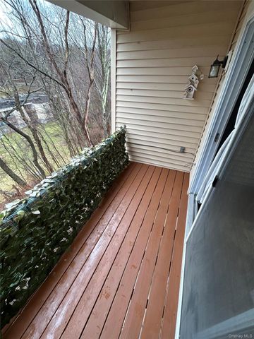 634 Fox Run Lane, Carmel, NY 10512