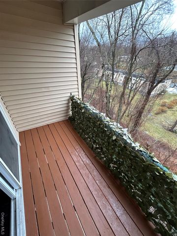 634 Fox Run Lane, Carmel, NY 10512