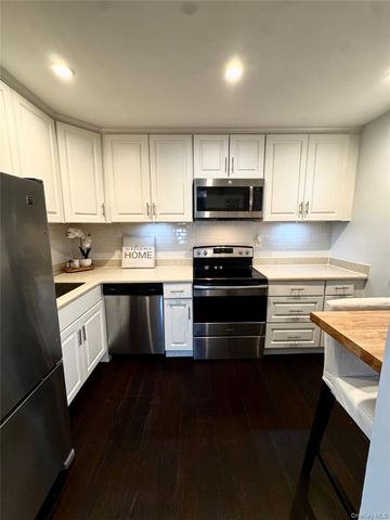 634 Fox Run Lane, Carmel, NY 10512