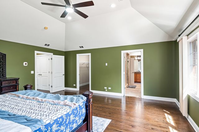 1769 Morse Avenue, Des Plaines, IL 60018