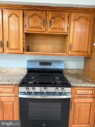 9131 BUSTLETON AVE, Philadelphia, PA 19115